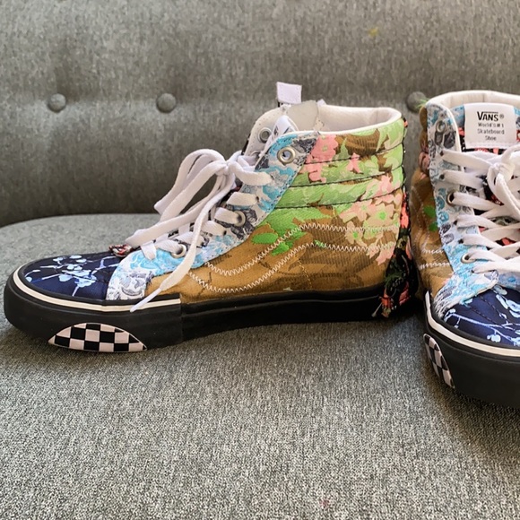 Vans high tops size 7 - Picture 3 of 6